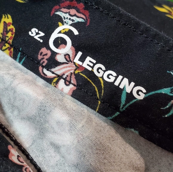 Loft Outlet Floral Pants Leggings Size 6 - Picture 5 of 6